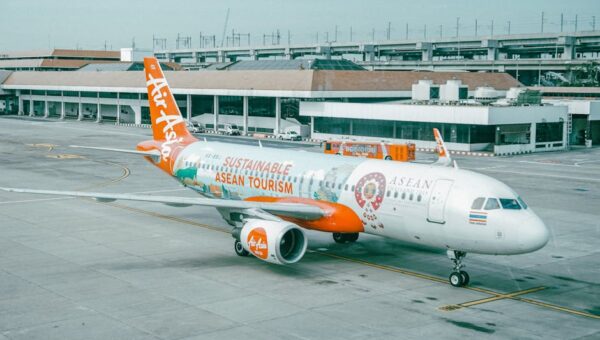 Sky-High Sustainability: The New Era of Eco-Conscious Flying in 2026