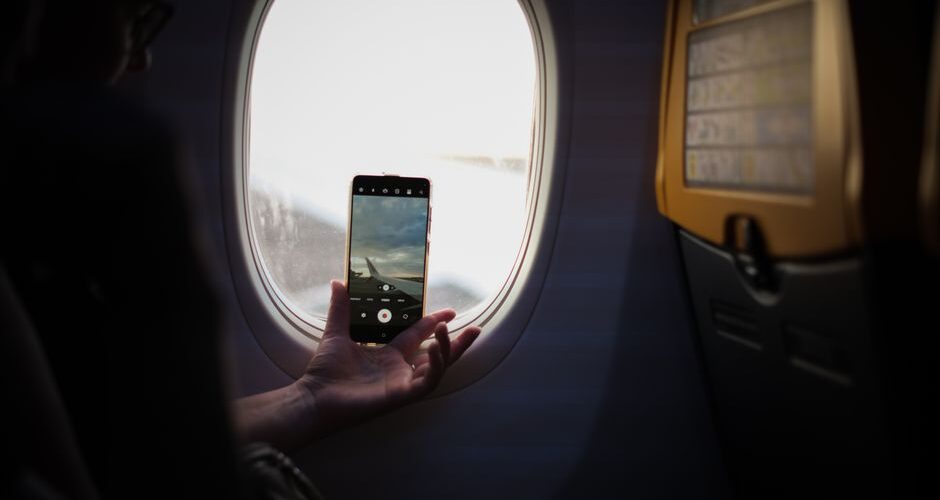 Sky-High Connectivity: How Wi-Fi on Flights is Revolutionizing Air Travel in 2026