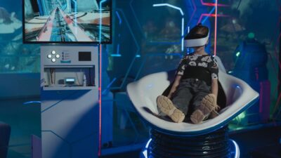 VR Adventures in the Sky: How Virtual Reality is Transforming Air Travel by 2026